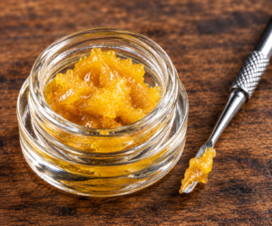 Goldgelbes Dab Wax Konzentrat online bestellen für Verdampfer